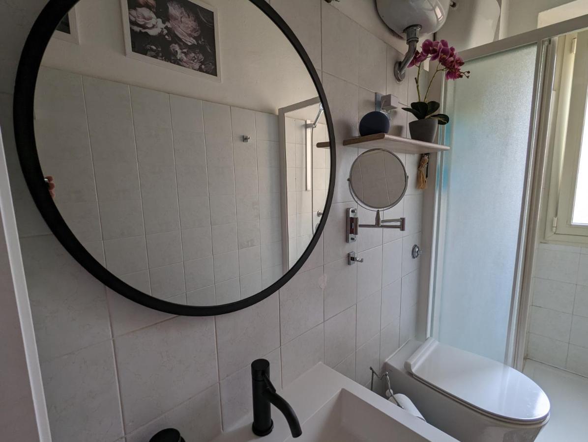 Miky M House B&B กาญารี ภายนอก รูปภาพ