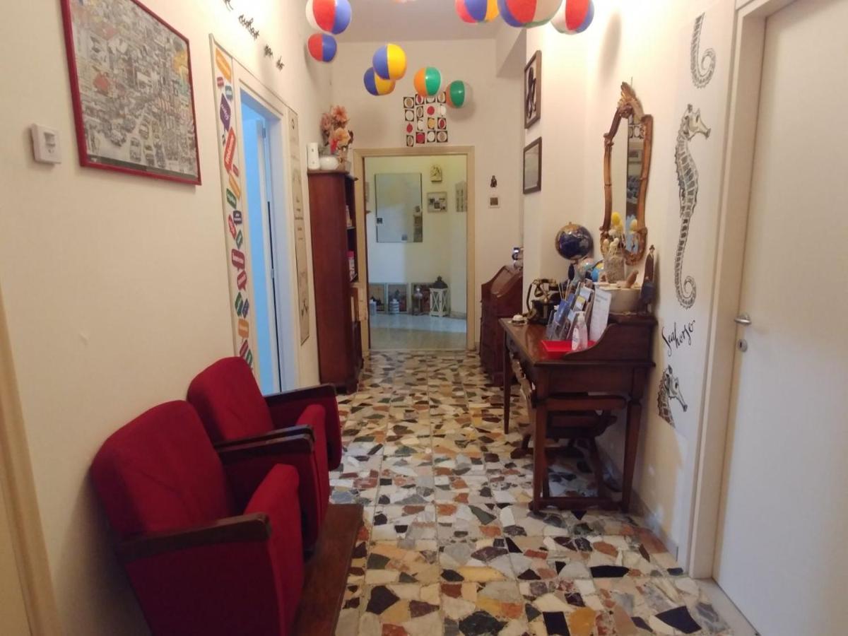 Miky M House B&B กาญารี ภายนอก รูปภาพ